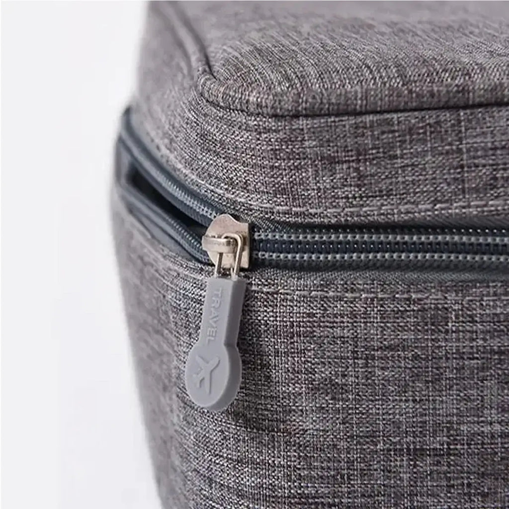 PORTABLE ELECTRONICS ORGANIZER