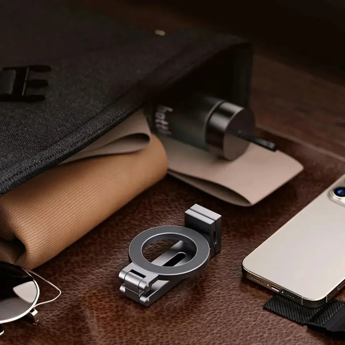 PORTABLE MAG HOLDER